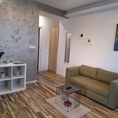 Apartments And Rooms Lorena 236 Rovinj Kültér fotó