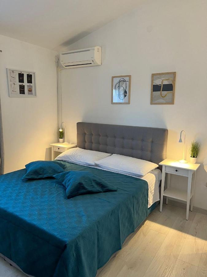 Apartments And Rooms Lorena 236 Rovinj Kültér fotó