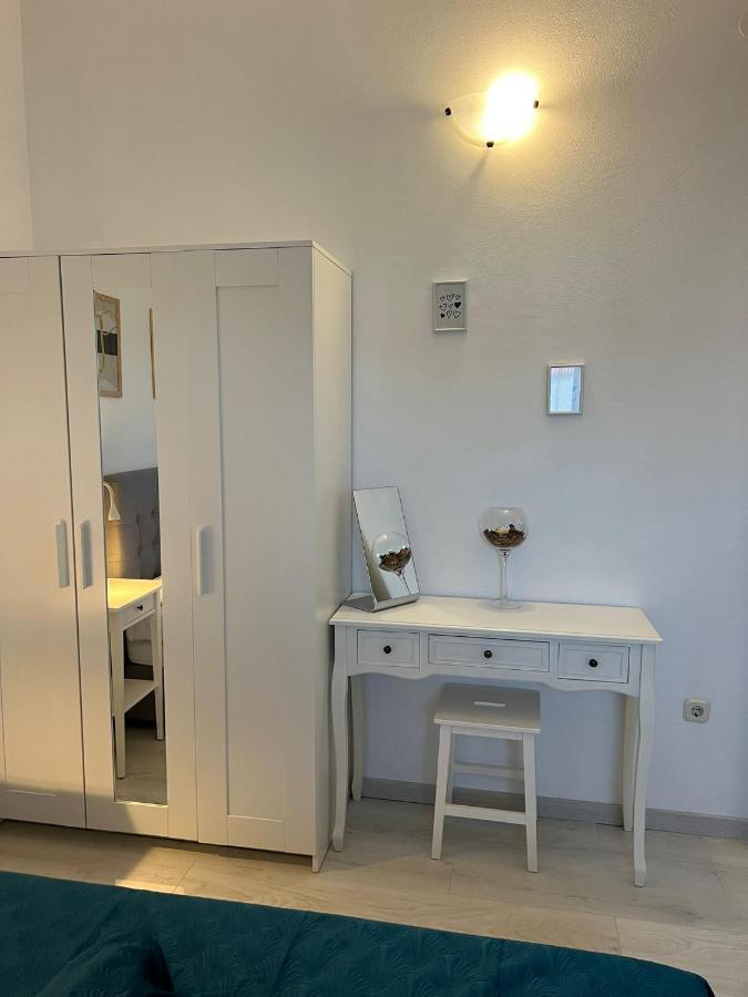 Apartments And Rooms Lorena 236 Rovinj Kültér fotó