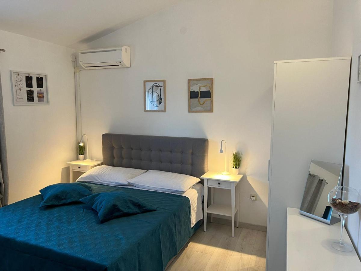 Apartments And Rooms Lorena 236 Rovinj Kültér fotó