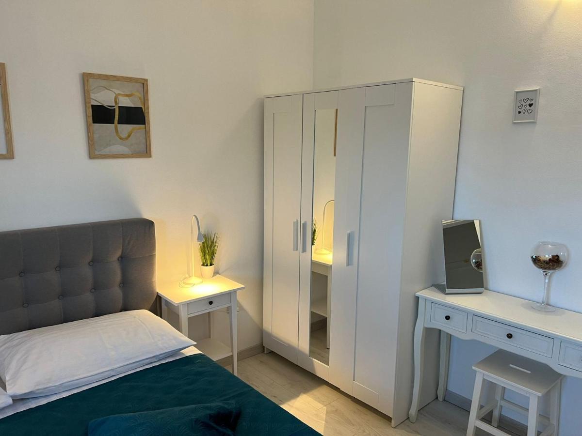 Apartments And Rooms Lorena 236 Rovinj Kültér fotó