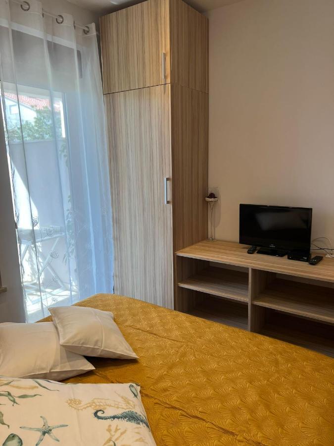Apartments And Rooms Lorena 236 Rovinj Kültér fotó