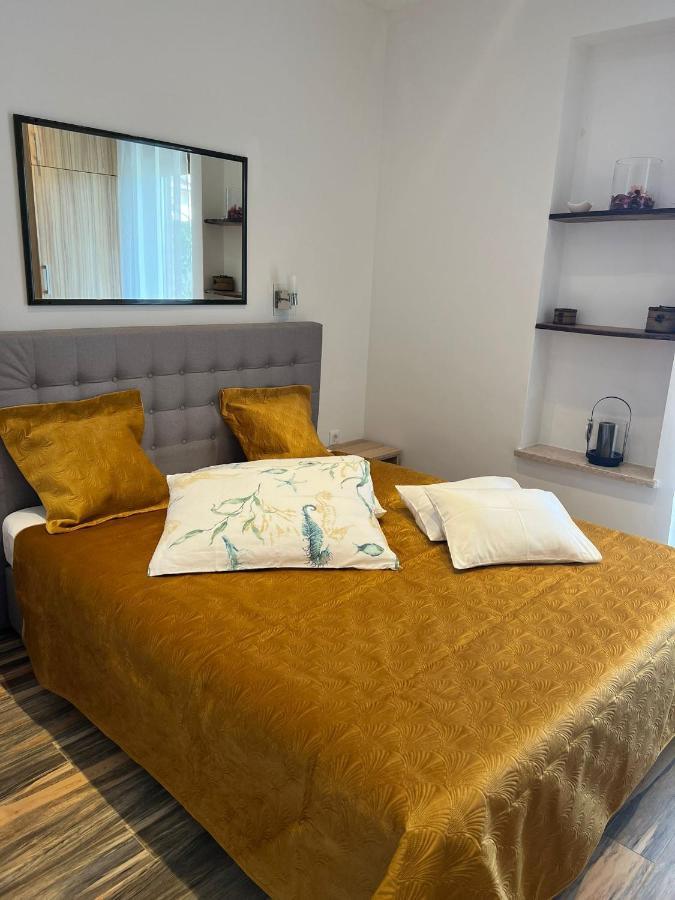 Apartments And Rooms Lorena 236 Rovinj Kültér fotó