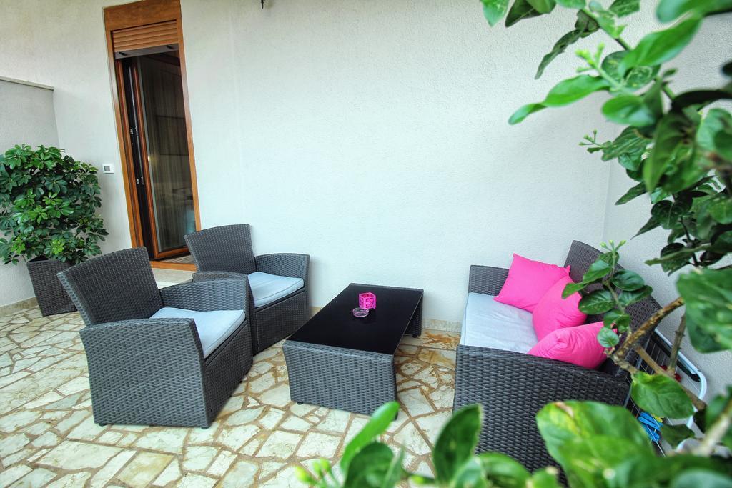 Apartments And Rooms Lorena 236 Rovinj Kültér fotó